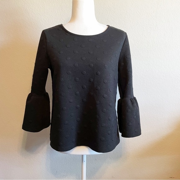W5 Black Bell Sleeve Raised Dot Top Size Small - Picture 1 of 4
